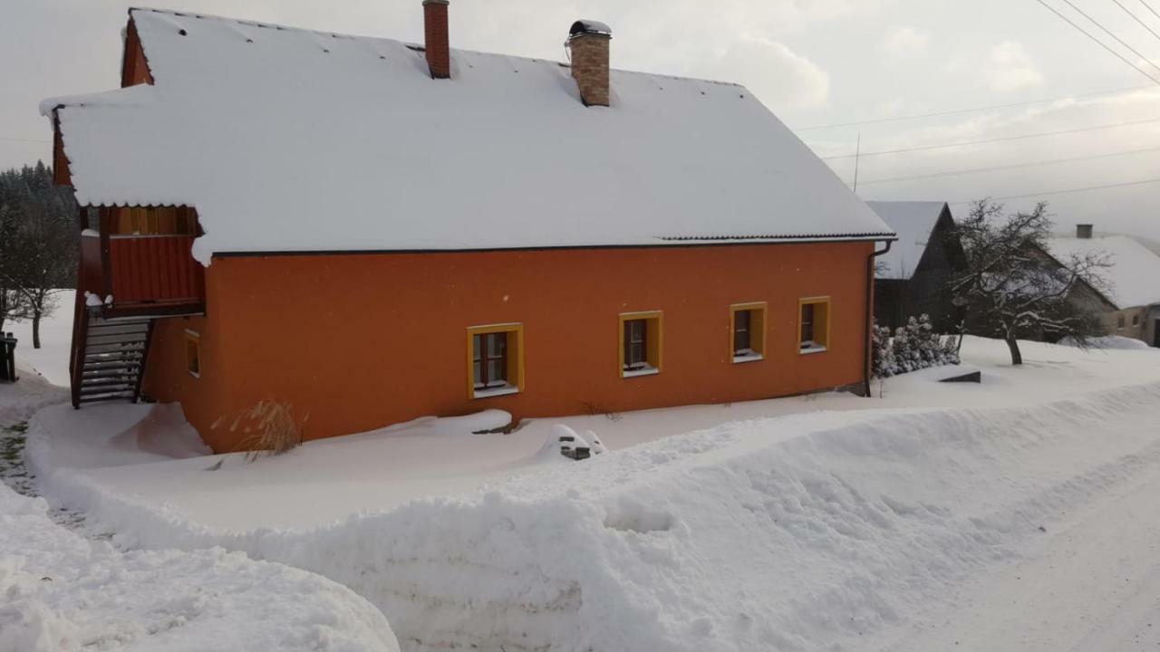 Vyprachtice L.V. Apartment Exterior photo